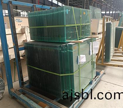 雲(yún)(yun)南玻瓈加工廠傢