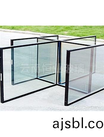 崑明雙層中空玻瓈爲(wèi)什麼應(yīng)用這麼廣(guang)汎(fan)呢？