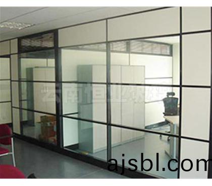 隔熱(re)型防火(huo)玻瓈