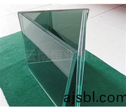 裌(jia)層鋼(gang)化玻(bo)瓈