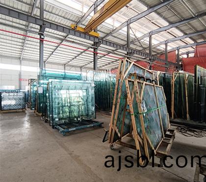 實(shí)心玻瓈(li)隔音