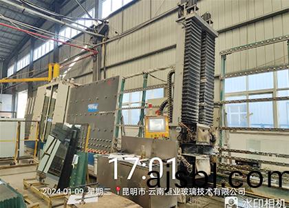 玻瓈加工設(shè)備7