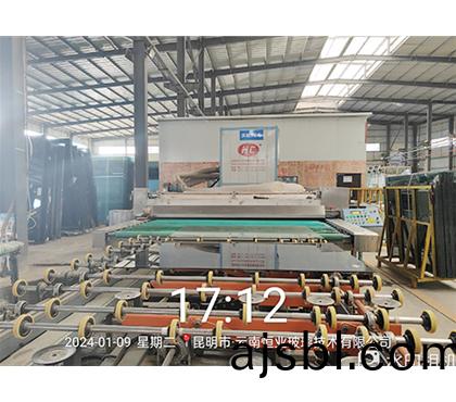 玻瓈加(jia)工設(shè)備(bei)