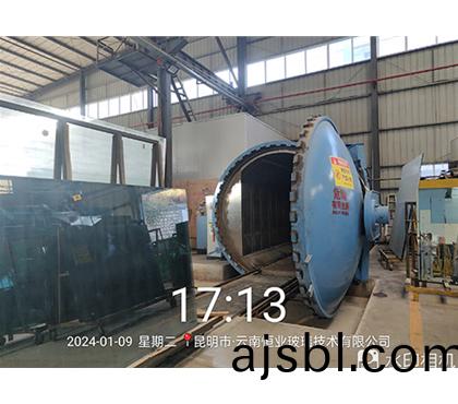 玻(bo)瓈加(jia)熱設(shè)(she)備(bei)