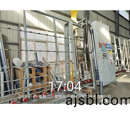 玻瓈加工(gong)設(shè)(she)備8